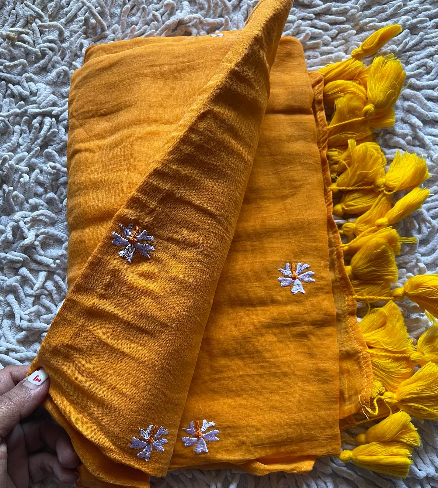 Siuli embroidery Mul Cotton Saree