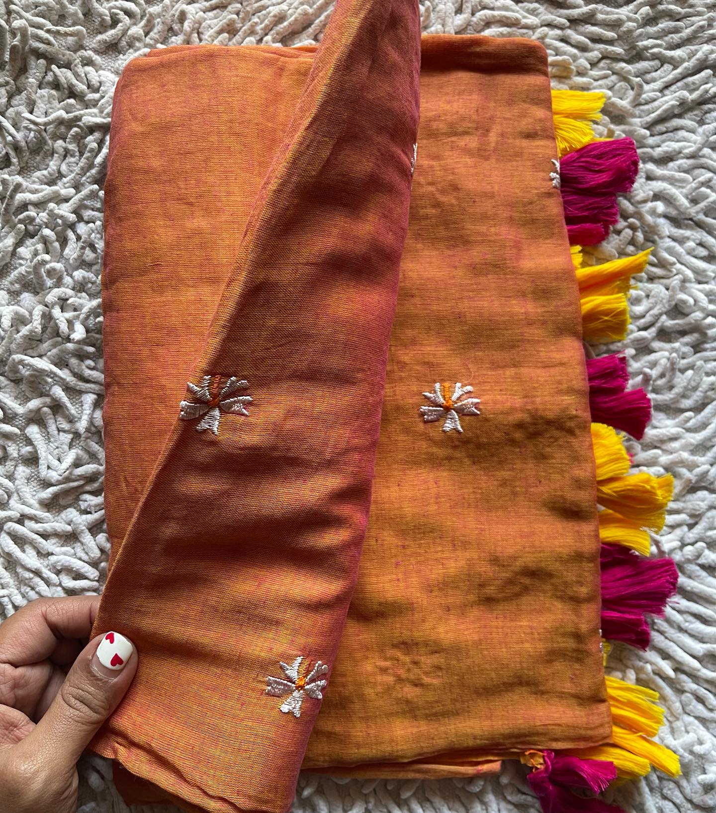 Siuli embroidery Mul Cotton Saree