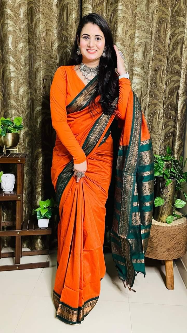 Azhagiye Madurai cotton Silk Saree