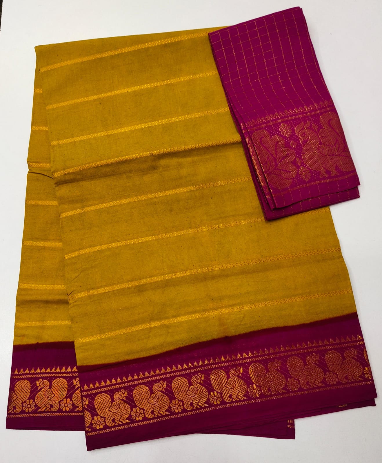 Madurai Sungudi saree