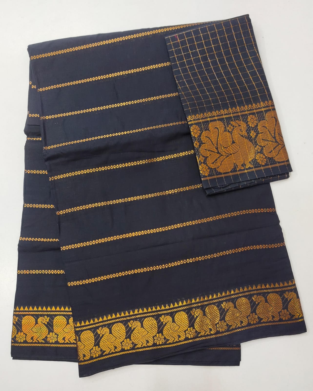 Madurai Sungudi saree