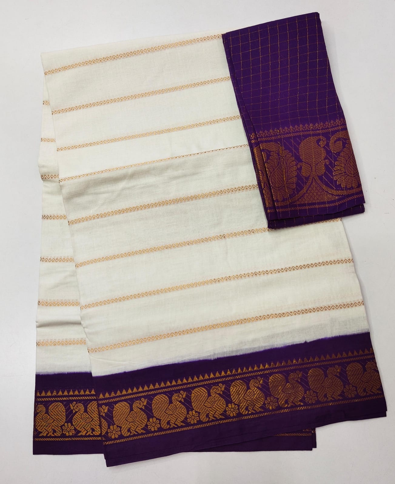 Madurai Sungudi saree