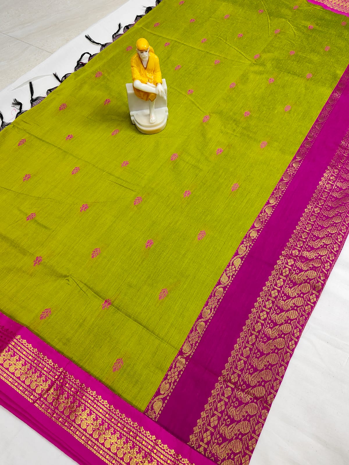 Azhagiye Madurai cotton Silk Saree