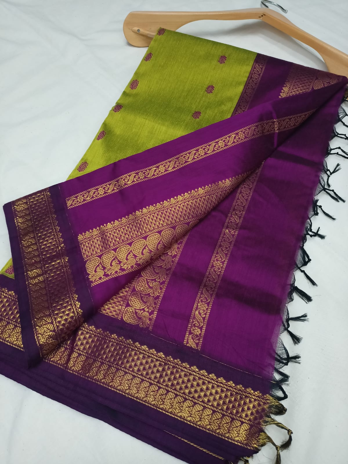 Azhagiye Madurai cotton Silk Saree