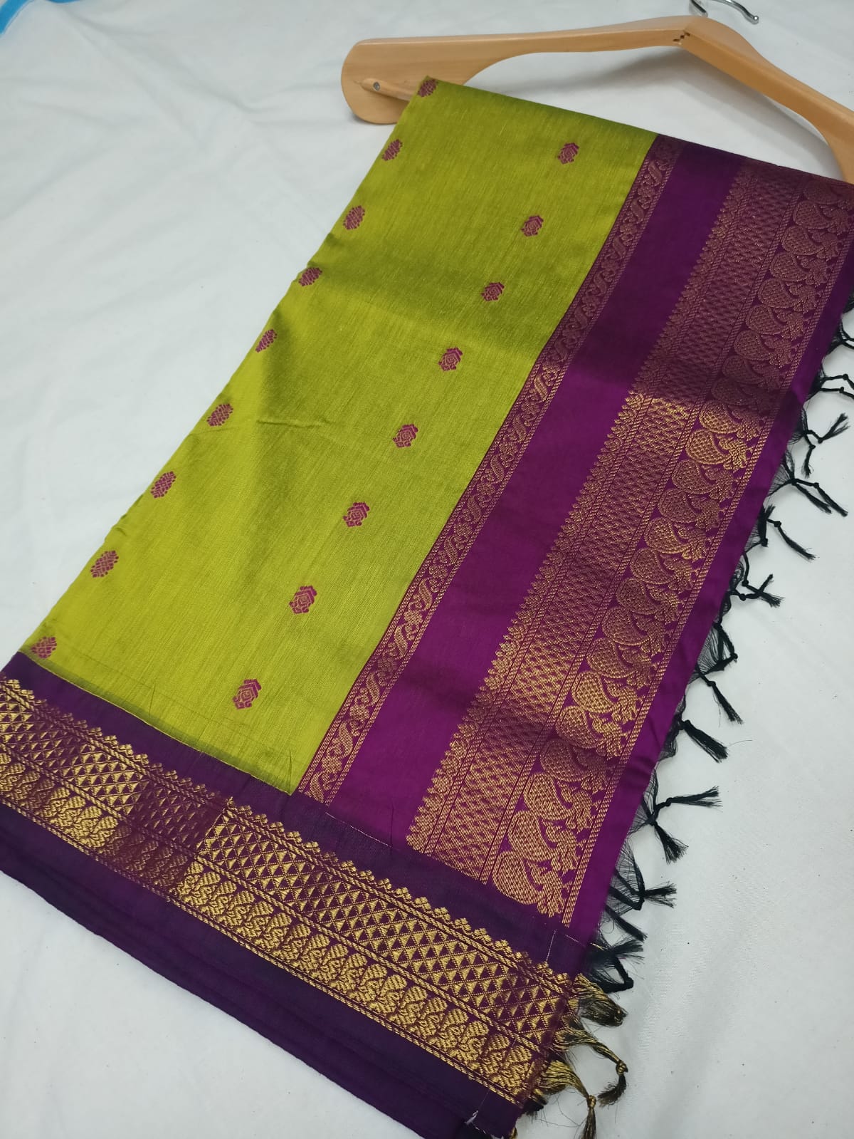 Azhagiye Madurai cotton Silk Saree