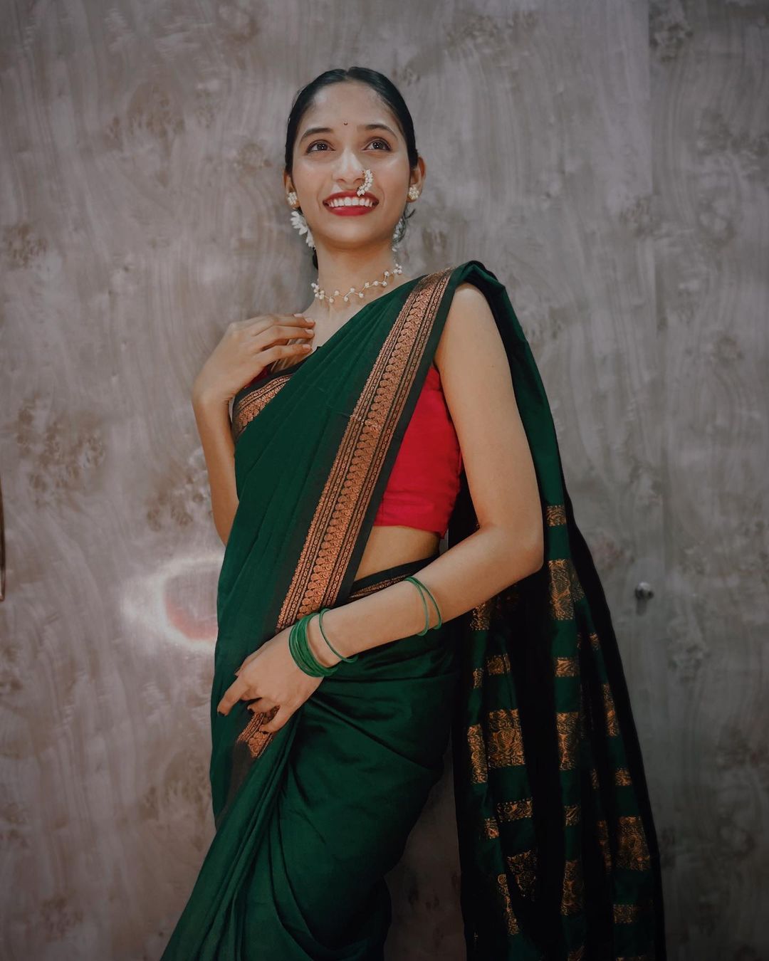 Azhagiye Madurai cotton Silk Saree