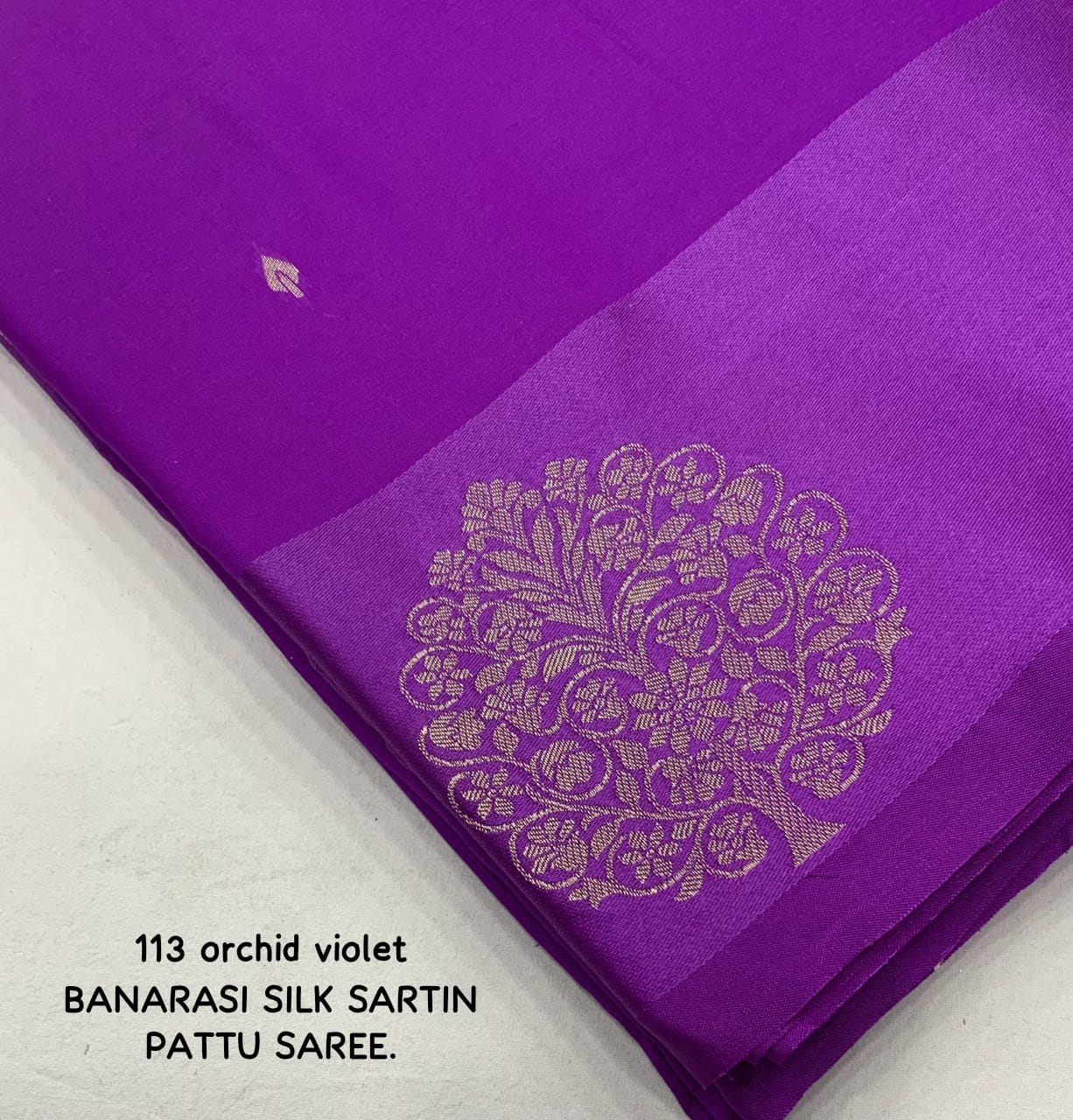 BANARASI SARTIN PATTU SAREE.