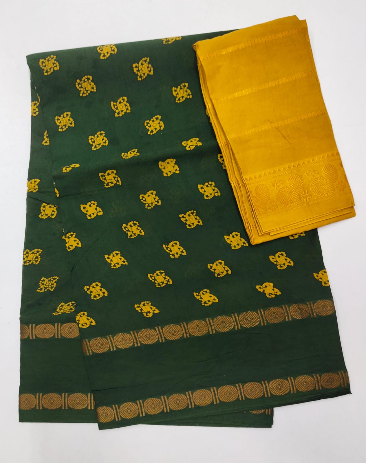 Madurai Sungudi Saree