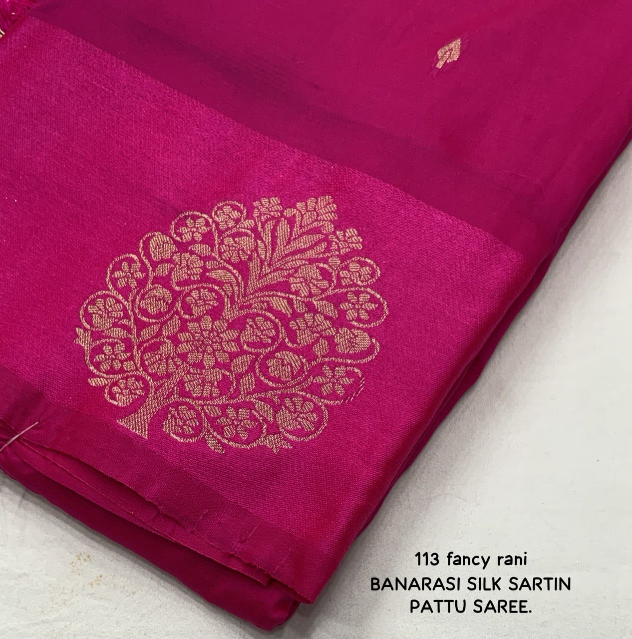 BANARASI SARTIN PATTU SAREE.