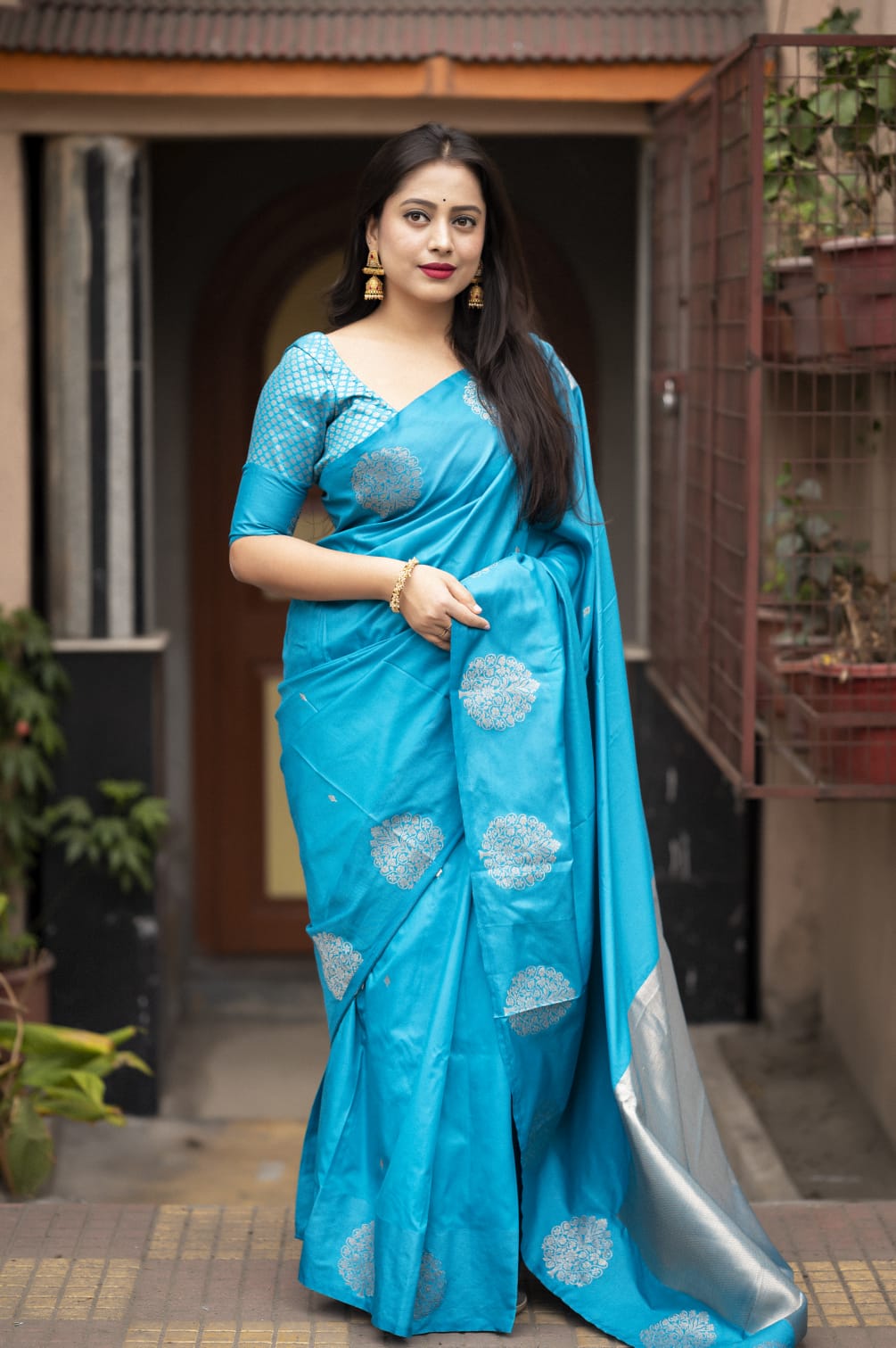 BANARASI SARTIN PATTU SAREE.