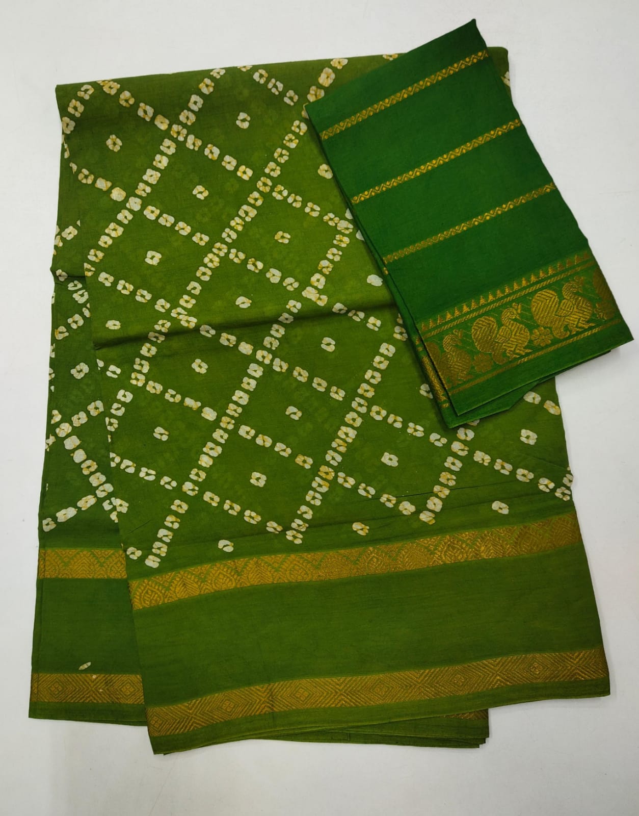 Madurai Sungudi Saree